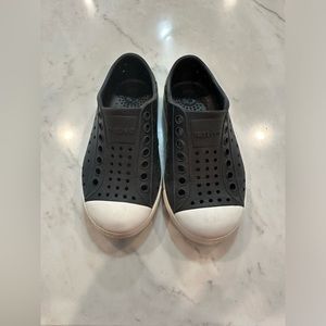 Native toddler boy shoes